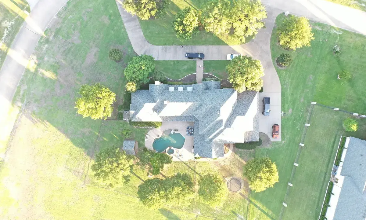 New shingle roof installation on a home in Niagara